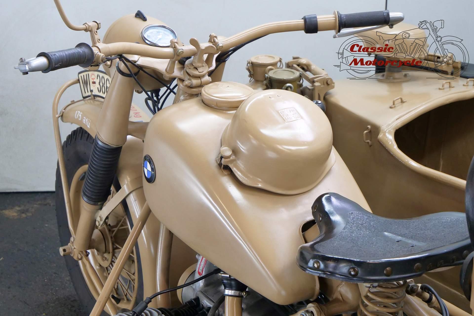 MOTO CLASSIQUE 1/24 BMW R 75 1941  MOTORCYCLE  MOTORRAD 