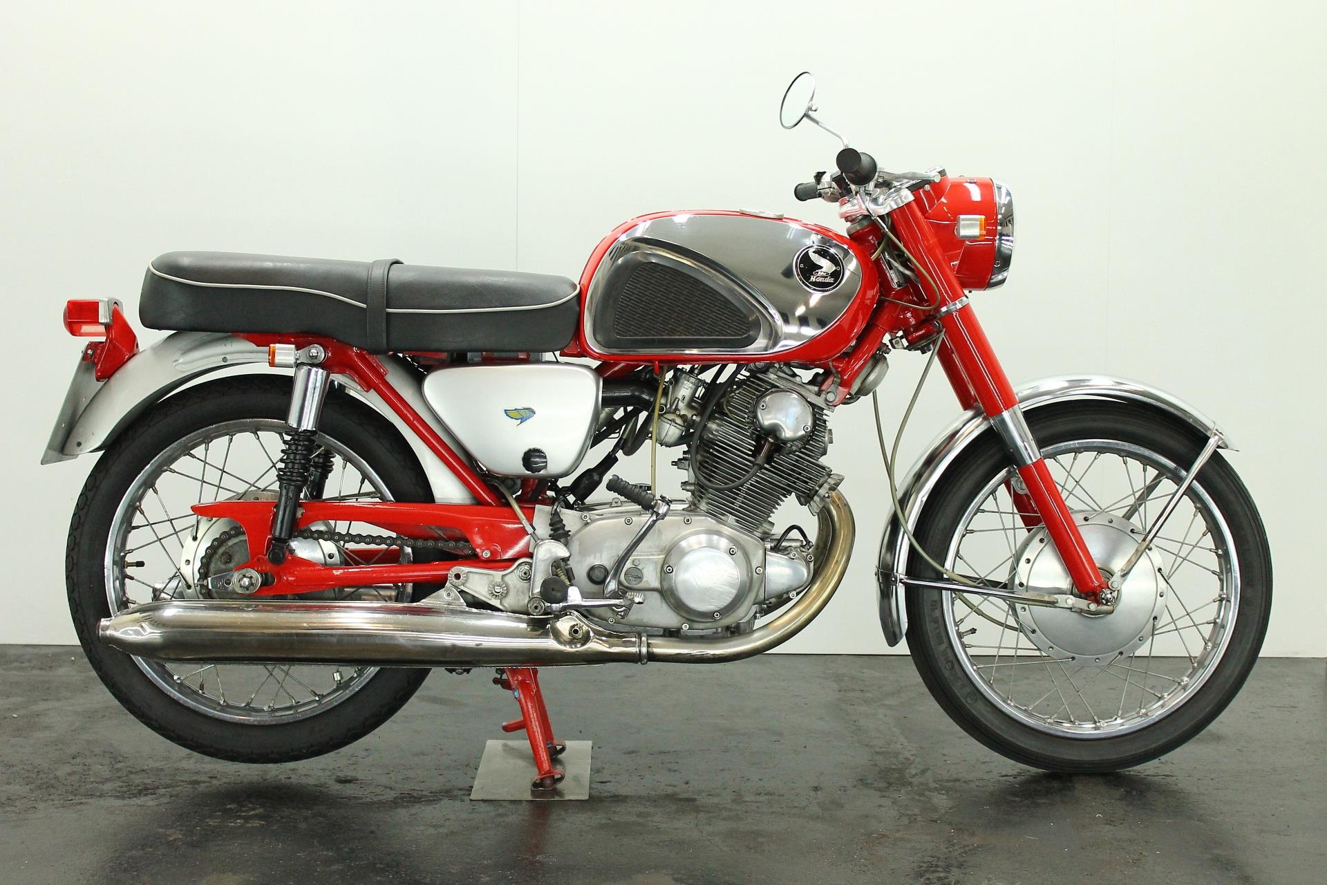 Classic Motorcycle Honda Cb72 1963 250cc 2 Cyl Ohc