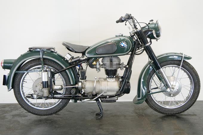 Classic Motorcycle BMW R25 3 1953 250cc 1 cyl ohv