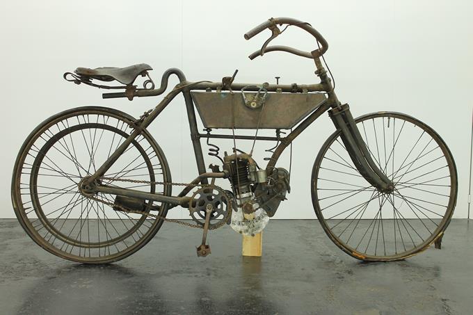 L´Universel 175cc c.1901 1 cyl aiv